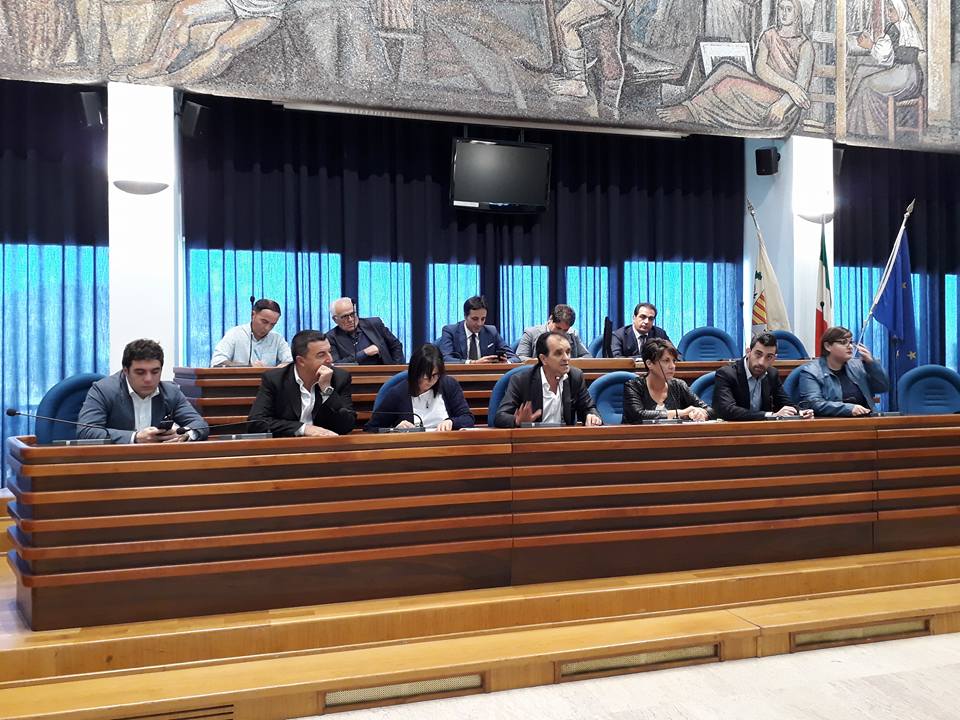 Dimensionamento scolastico, riunione in Provincia a Catanzaro con dirigenti e sindaci