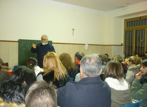 Il teologo Filippo D’Andrea alla scuola per la famiglia a Platania
