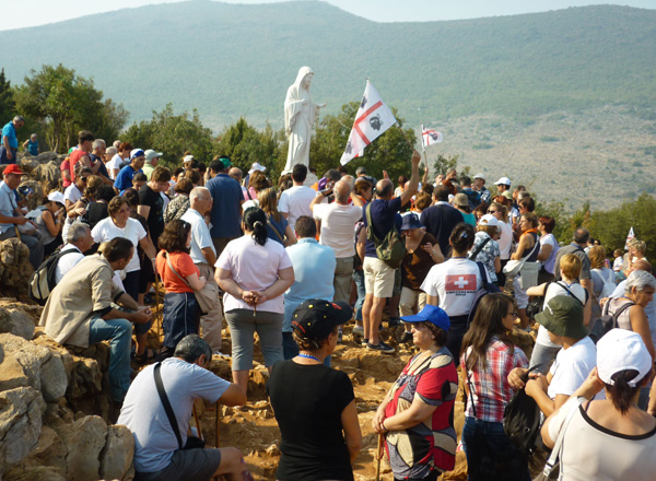 Diocesi-di-Lamezia-Terme--Gruppo-Regina-della-pace-di-Lamezia-Medjugorje.jpg