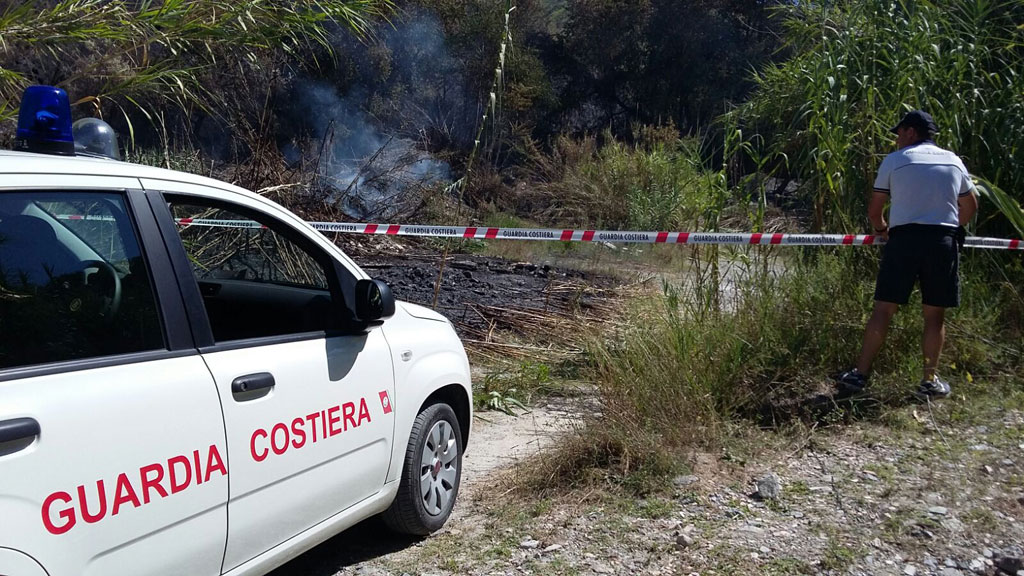 Sequestrata discarica di rifiuti bruciati ad Amantea