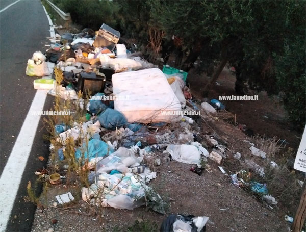 Lamezia, rifiuti abbandonati e discarica a cielo aperto in località San Sidero