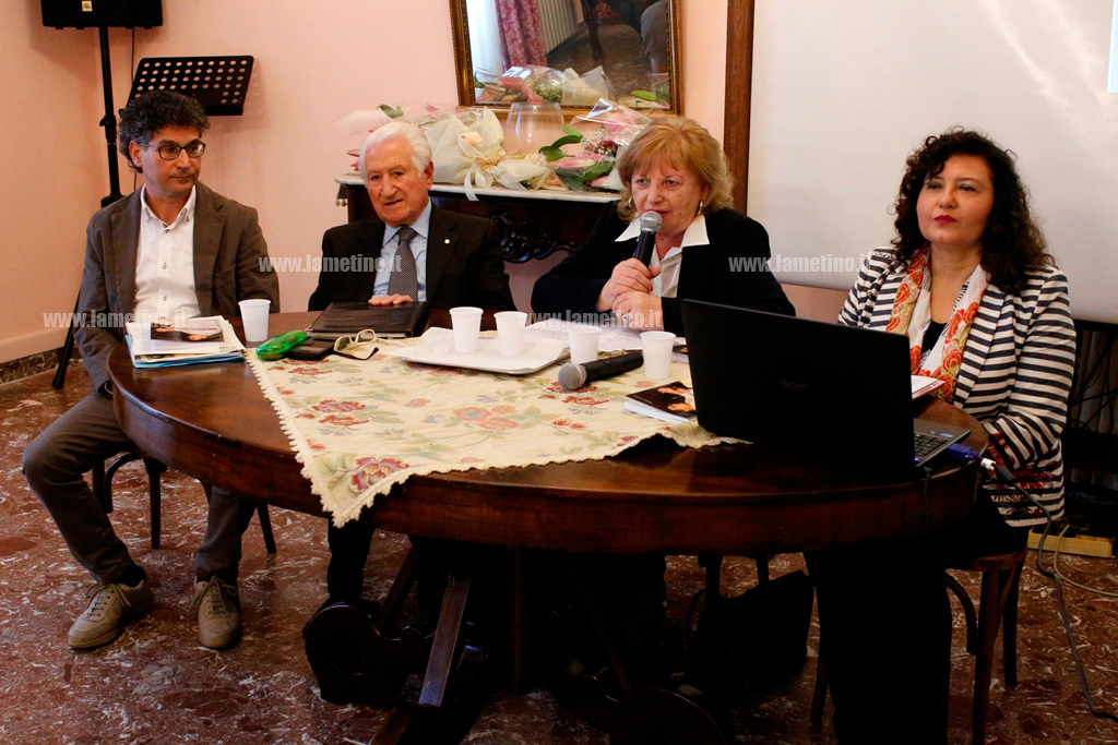 Lamezia, presentato al Circolo di riunione “Don Giulio Fazio, pastore e poeta della quotidianità” di Franco Falvo