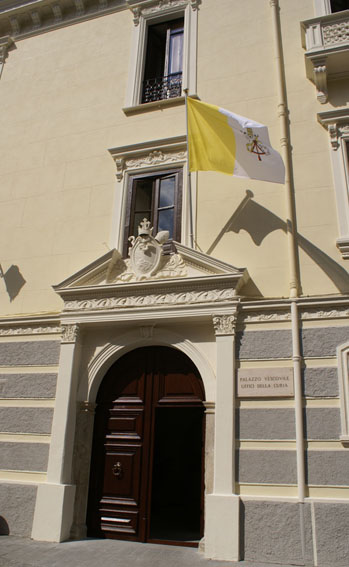 Lamezia, Curia rende noti i costi per la visita del Papa