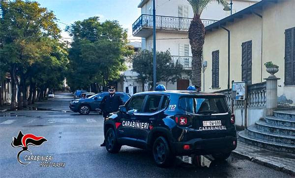 Evade dai domiciliari, carabinieri arrestano 25enne nel Reggino 