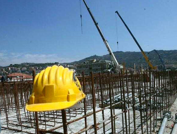 "Basta morti sul lavoro! Sicurezza come priorità", lunedì incontro a Lamezia