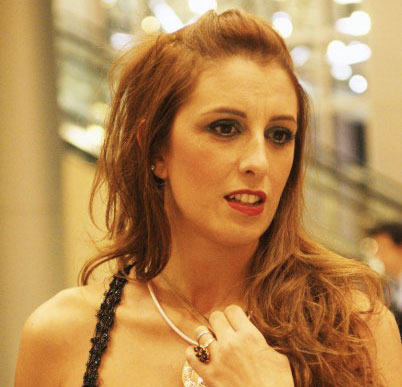 Elena Vera Stella protagonista a Falerna con "Sfilando e danzando sotto la luna"