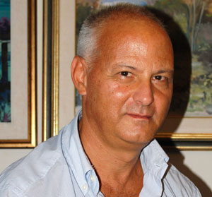 Premio Histonium al poeta lametino Enzo Cavaliere