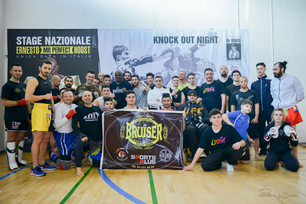 Csen Catanzaro, a scuola di kickboxing con Ernesto Hoost