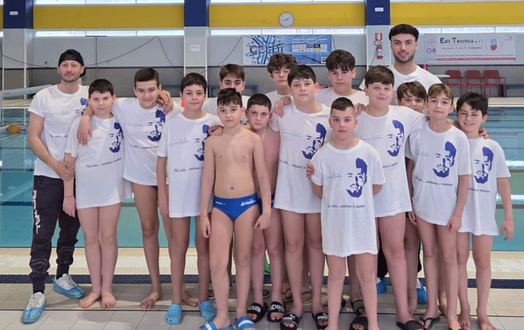 Esordienti-Arvalia-Nuoto-Lamezia-pallanuoto_294f6.jpg