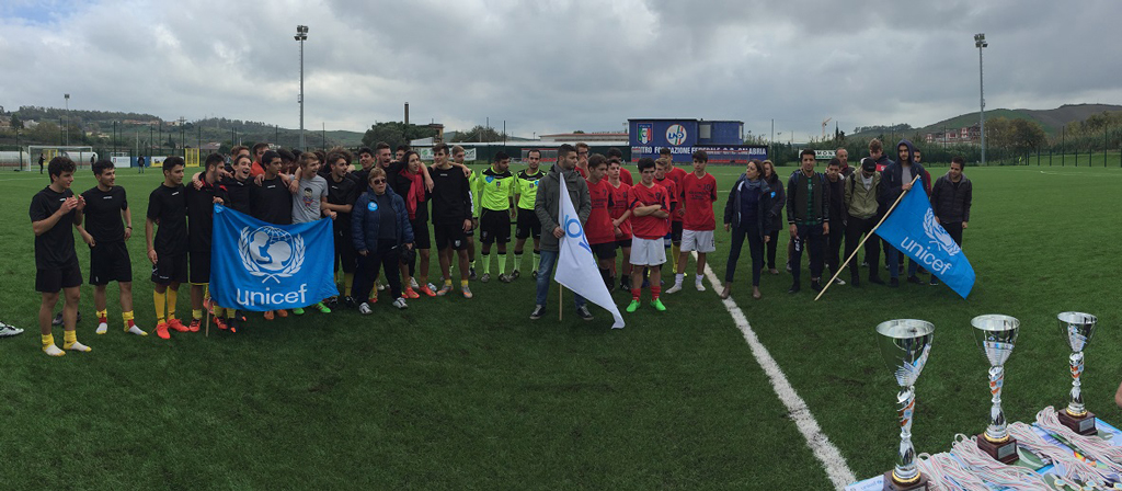 Studenti delle scuole superiori della provincia di Catanzaro si sfidano nel Torneo di calcio Unicef
