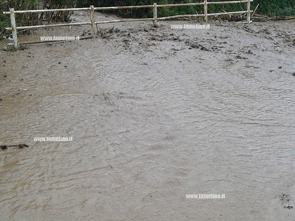 FOTO-04gizzeria-allagamento.jpg