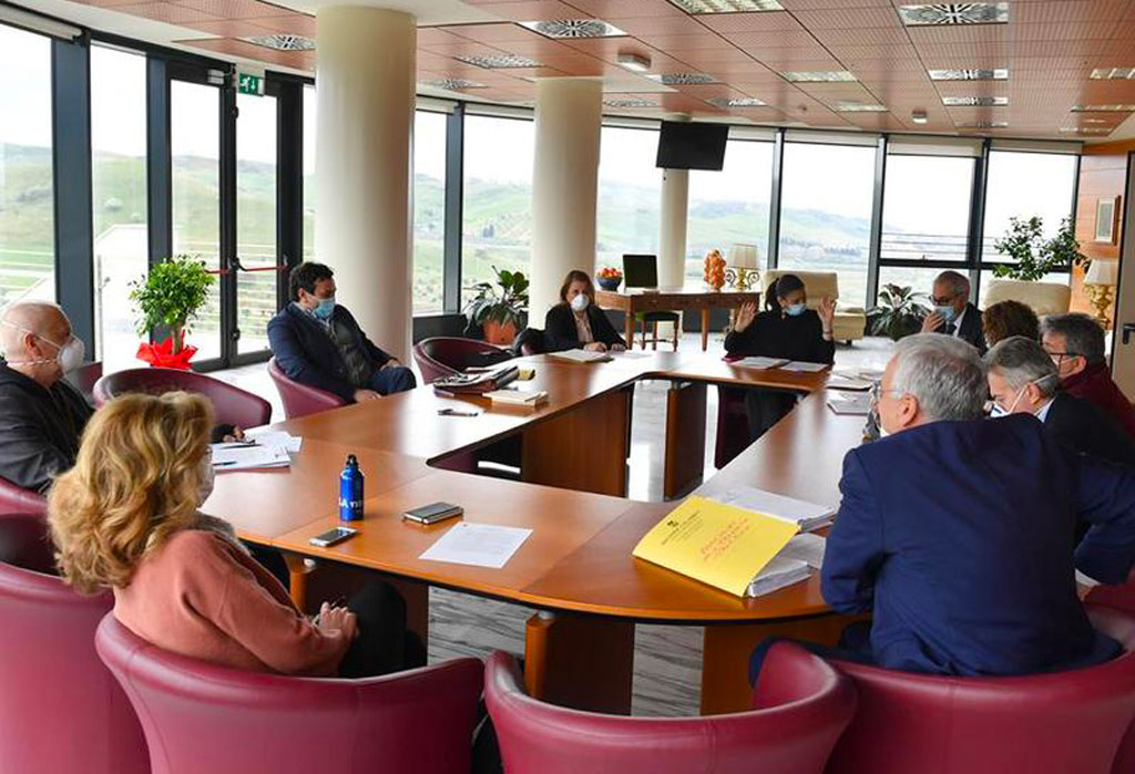 FOTO-GIUNTA-2020-coronavirus.jpg
