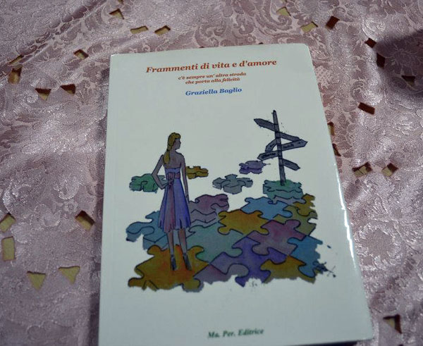 FRAMMENTI-DI-VITA-E-DAMORE.--che-porta-alla-felicita-foto.jpg
