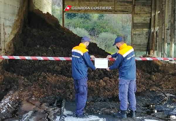 Controlli in un frantoio nel Cosentino, denunciato il titolare per smaltimento illecito di rifiuti