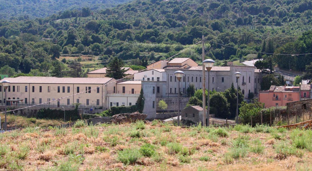 FaiGirifalco-CZ-ospedale-psichiatrico-e-l-archivio-storico--CFAI-2_4254c.jpg
