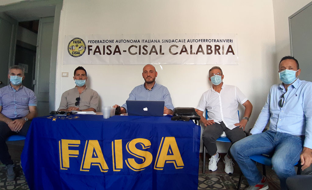 Lamezia, Faisa Cisal: “Trasporto su Gomma, 2mila lavoratori senza cassa integrazione”