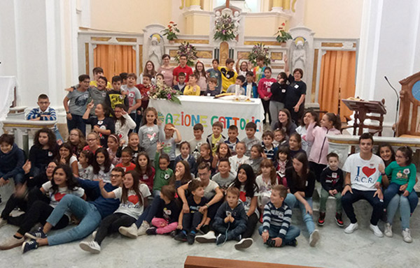 Tanti bambini per la "festa del ciao" a Curinga