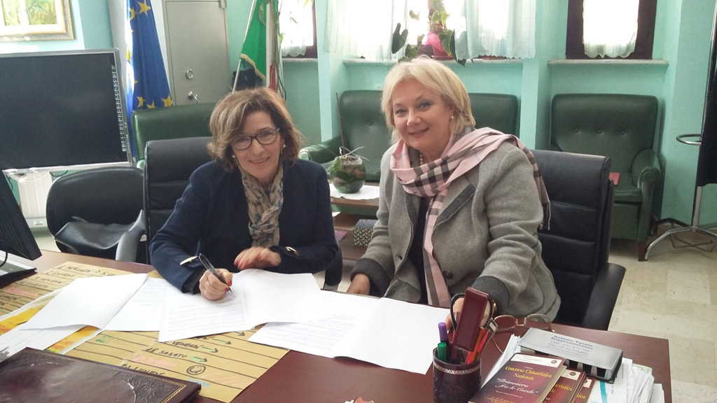 FirmaConvenzione_Diano_Galloro.jpg
