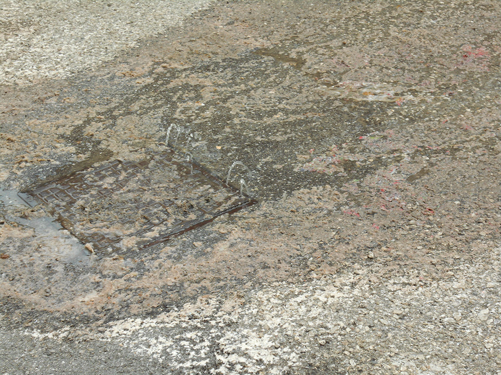 Fogna-otturata_Sambiase_2.jpg