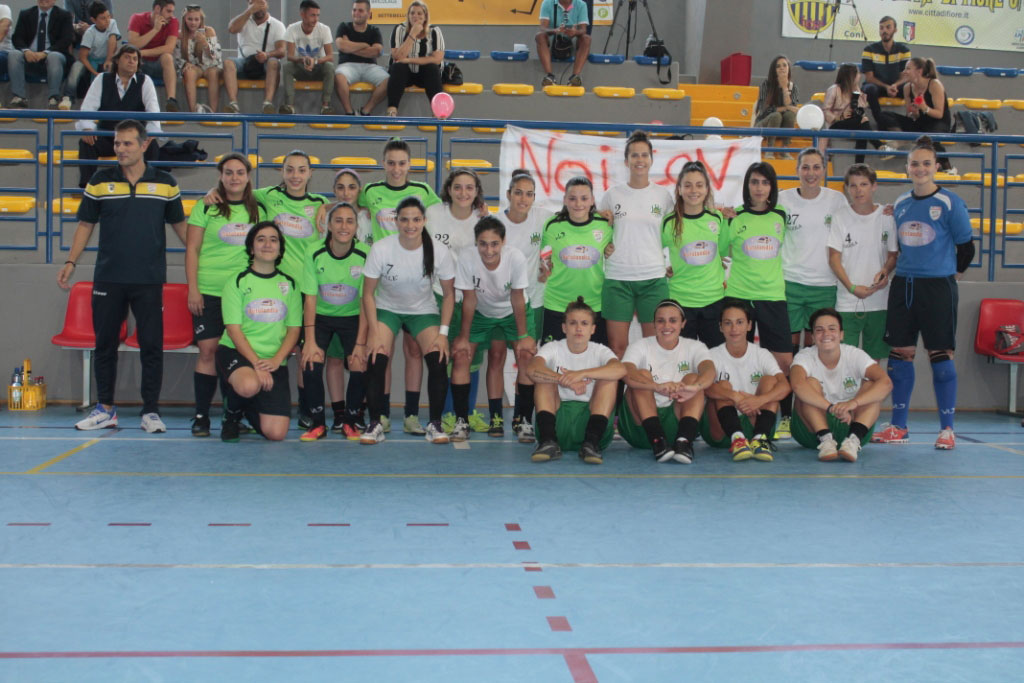 Royal Team Lamezia, tredici gol nella prima uscita stagionale contro la Sangiovannese