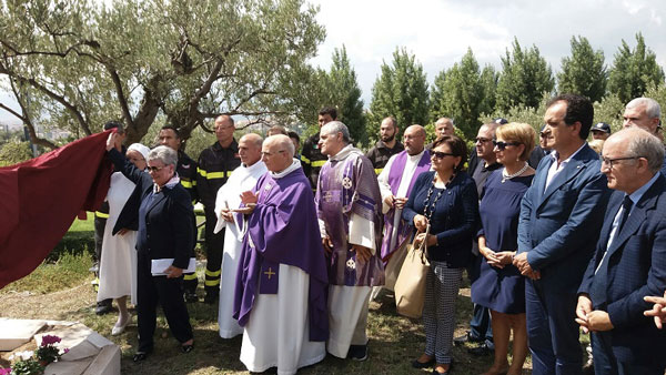 Commemorate vittime alluvione camping "Le Giare" a Catanzaro