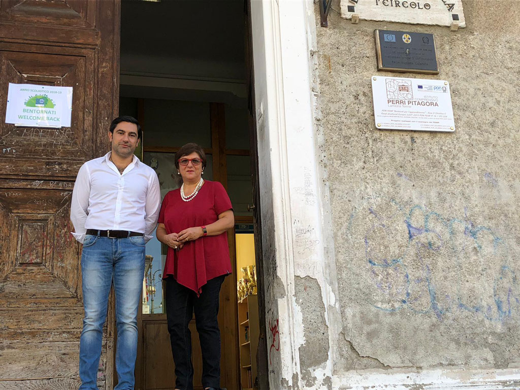 Foto-317092018-scuola-deputato-lega.jpg
