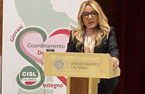 Giornata internazionale eliminazione violenza contro donne, Coordinamento Donne Cisl calabrese avvia ‘Piazza Virtuale’