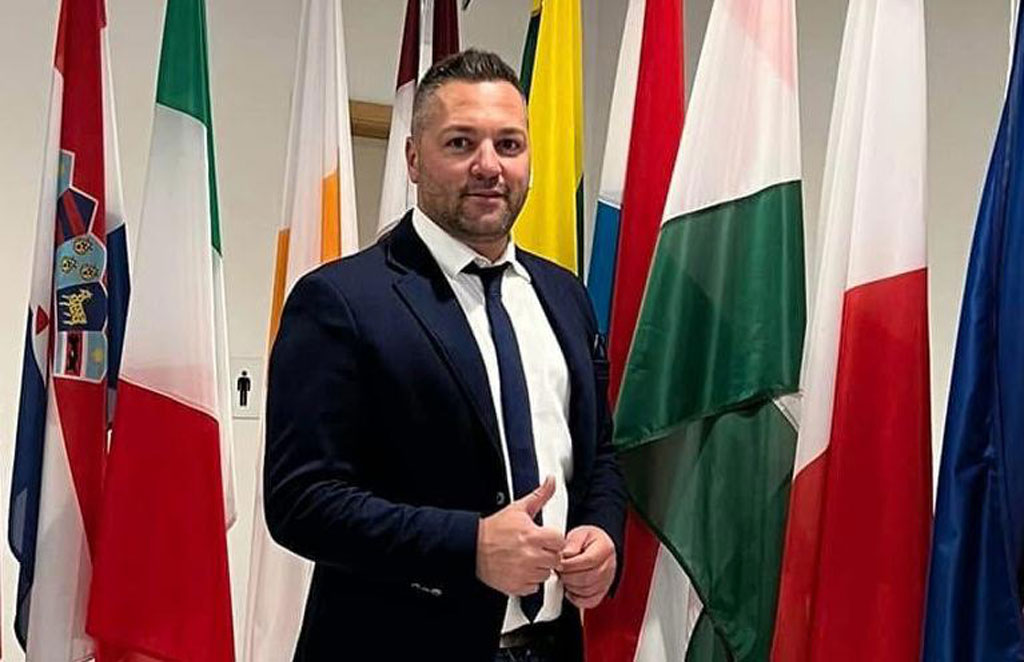 Foto-Serafino-Gallo-componente-direttivo-provinciale-di-Catanzaro-di-Fratelli-dItalia_53ab7.jpg