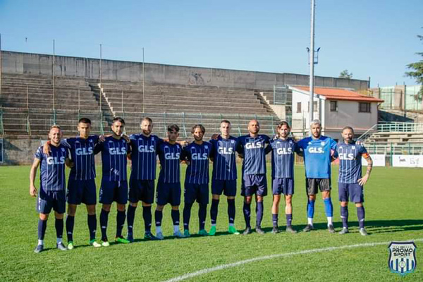 La Promosport vince ad Acri. Doppietta di Baclet che poi esce per infortunio
