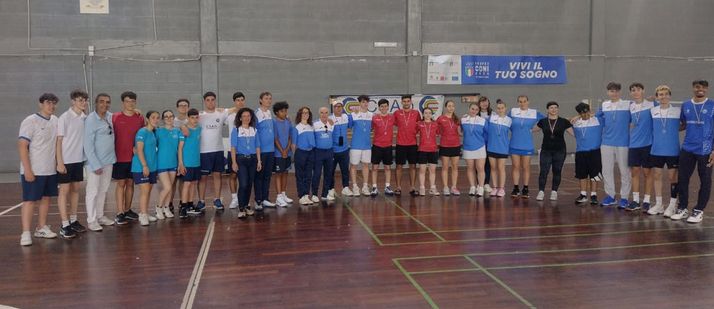 Foto-di-Gruppo-Troneo-Casin-Catania-2_ae76a.jpg