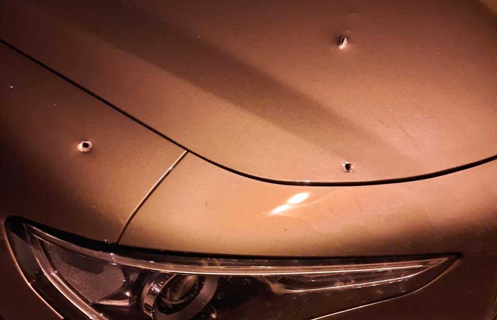 Colpi di pistola contro auto imprenditore nel Cosentino