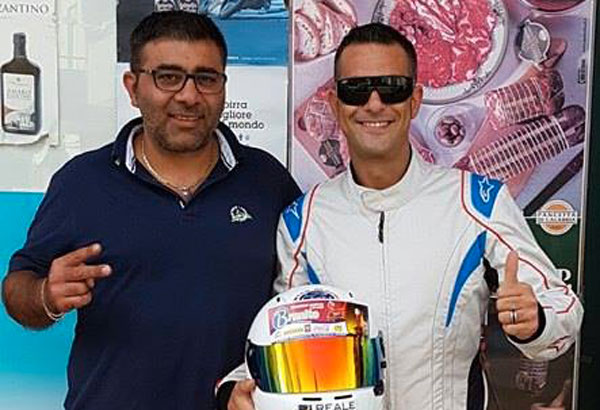 Foto-pilota-Chiarelli-con-sponsor-Brunito.jpg