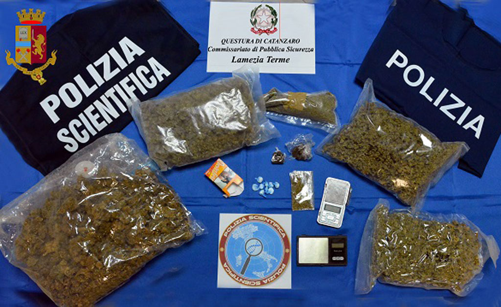 Lamezia, giovane sorpreso con oltre un chilogrammo di droga: arrestato