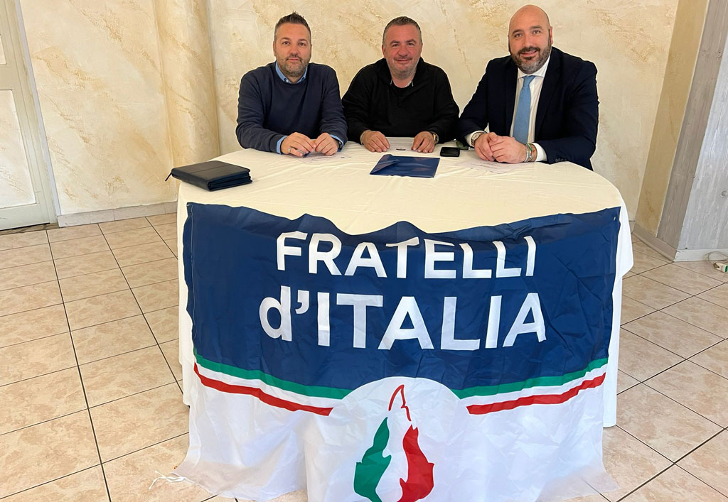 Proseguono i congressi comunali di Fratelli d'Italia, Conforto riconfermato coordinatore a Gasperina