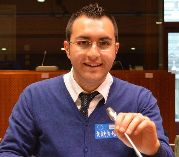 Francesco Foglia nominato giovane ambasciatore della Calabria in Europa