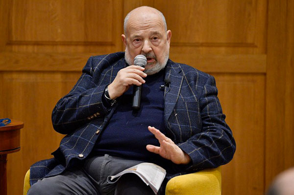 Lamezia, l’undici marzo al seminario vescovile lo storico Cardini apre ‘Il Sabato del Villaggio’ 2023