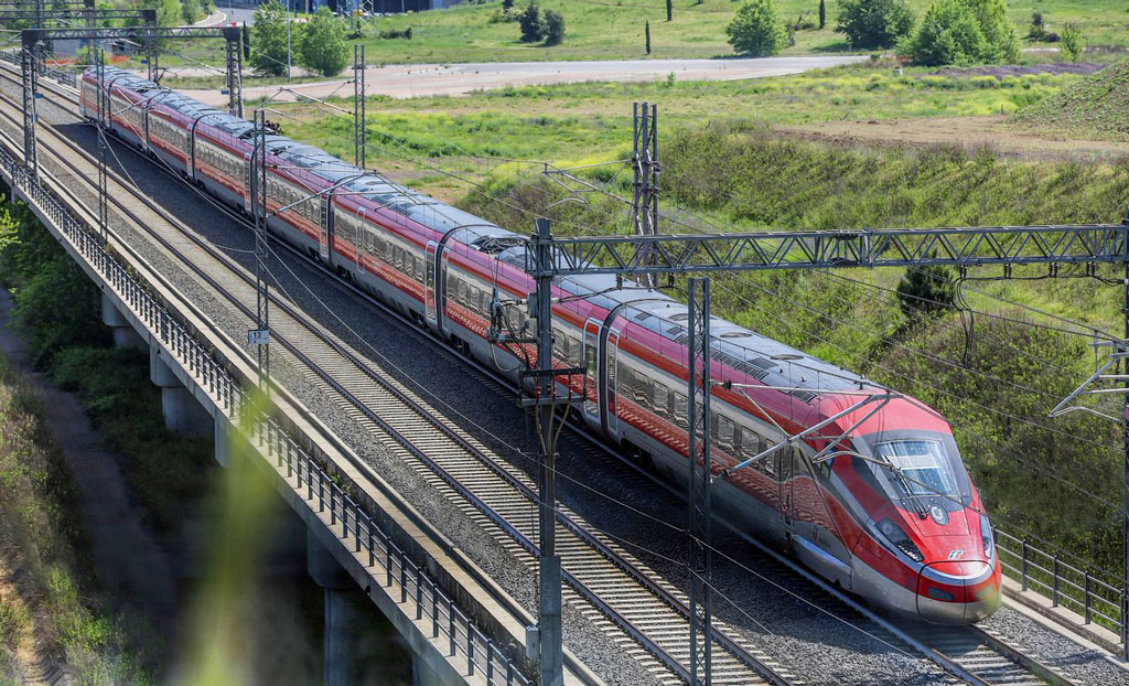 Frecciarossa_84a72.jpg