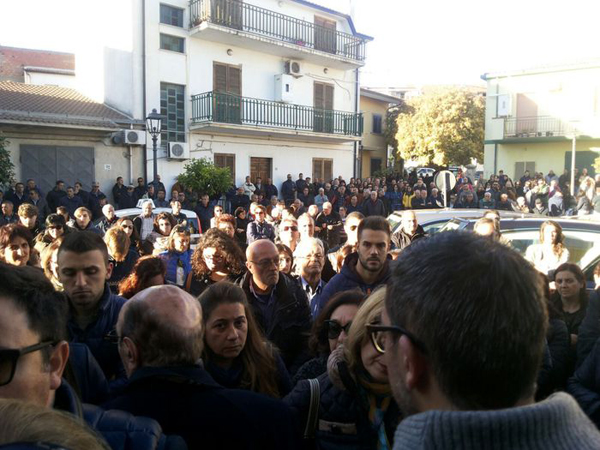 Funerali-sna-lorenzo-vallo_2.jpg