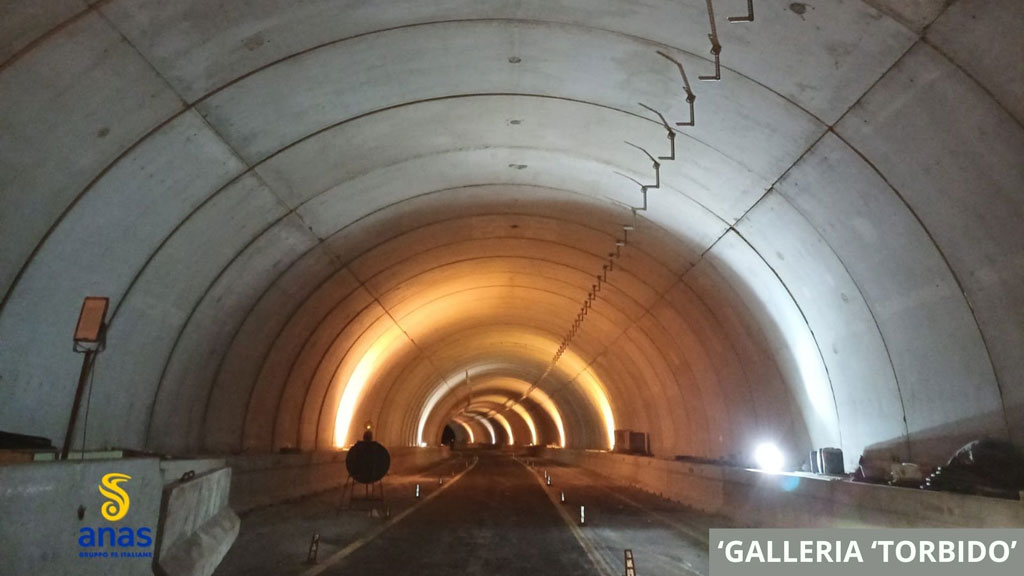 GALLERIA-TORBIDO_c5028.jpg