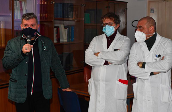  Sanità, Spirlì visita il Gom: "Grande eccellenza, ma grave carenza di personale"