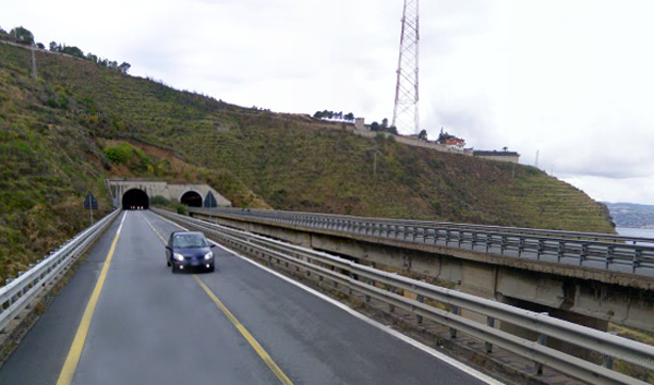 Calabria: A3, abbattuto diaframma galleria "Paci" nel reggino