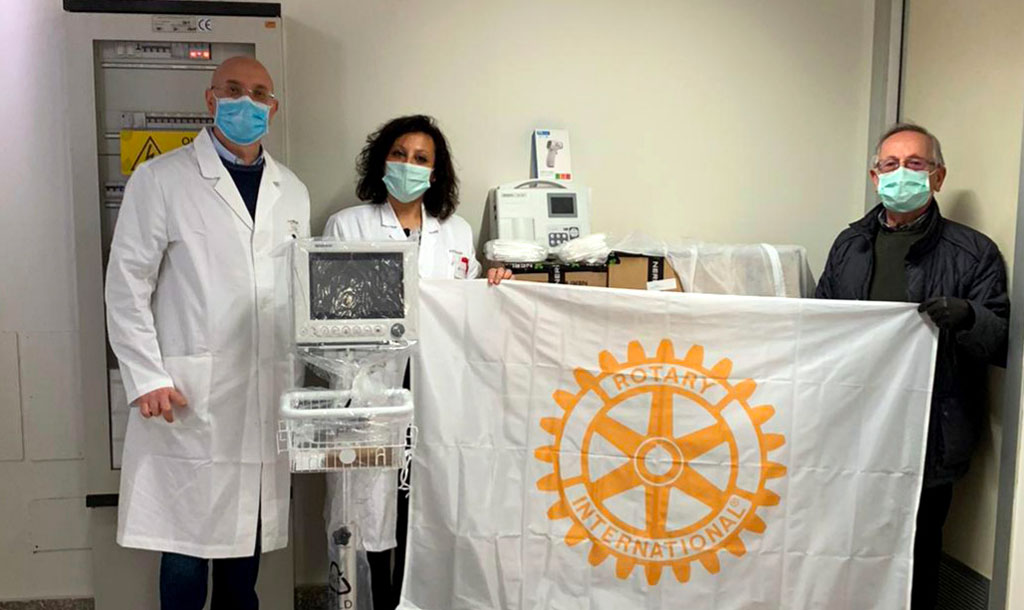 Nuova donazione del Rotary Club Lamezia all'ospedale per allestire area Covid-19   