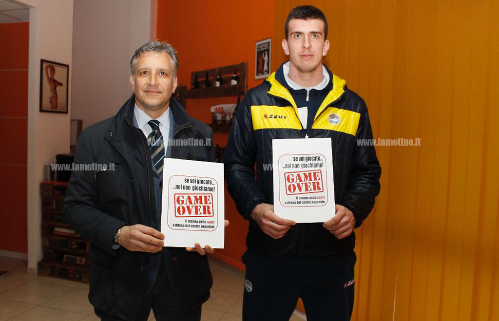 Game-Over_conf-stampa_3.jpg