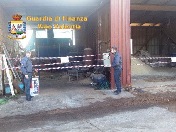 Sequestrata nel vibonese fabbrica abusiva pellet