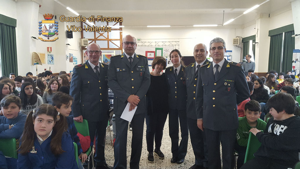 Gdf_scuola.jpg