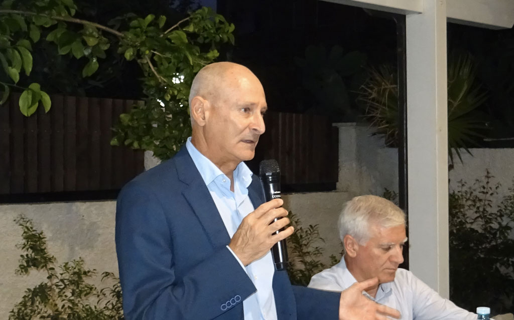 Gianfranco-Pujia---Presidente--Sezione-AIA-Lamezia-2021.jpg