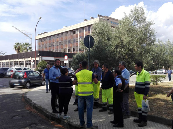 Lamezia, Gianturco: “Protesta lavoratori Multiservizi per salario, piena solidarietà”