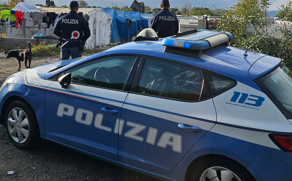 Ricettazione di autovettura e resistenza a pubblico ufficiale, due arresti a Gioia Tauro