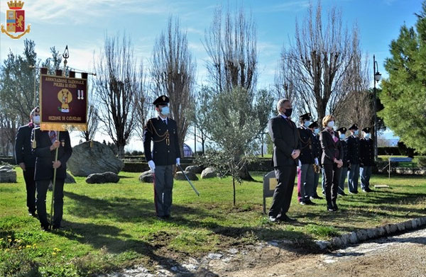 Polizia commemora Commissario di Pubblica Sicurezza Giovanni Palatucci a Catanzaro