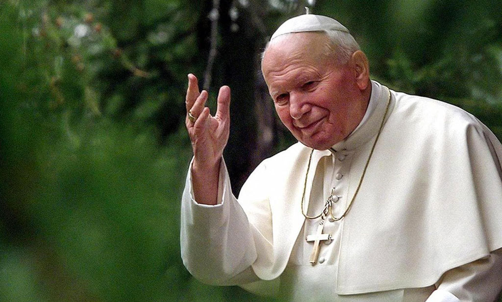 Giovanni-Paolo-II_6b82c_5d809.jpg